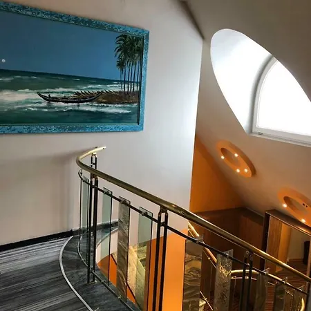 Maisonette Montvieux Apartment