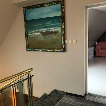 Maisonette Montvieux *